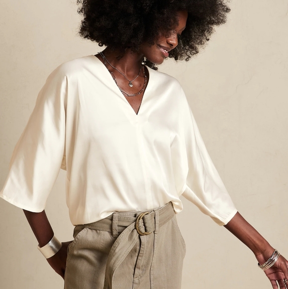 Banana Republic Factory Tops - NWT Banana Republic Large Dolman White Silky Top